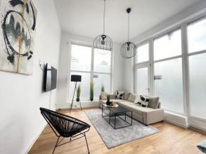 130qm - 2 Apartments side by side - free parking - city - MalliBase Apartments